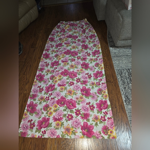 VINTAGE terrycloth FLORAL CURTAINS Large Pink Rose Yellow Green Flowers 2 panels - Picture 3 of 10